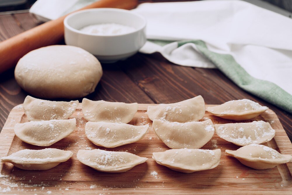 Pierogi bezglutenowe z mąki Schär – przepis na idealne ciasto